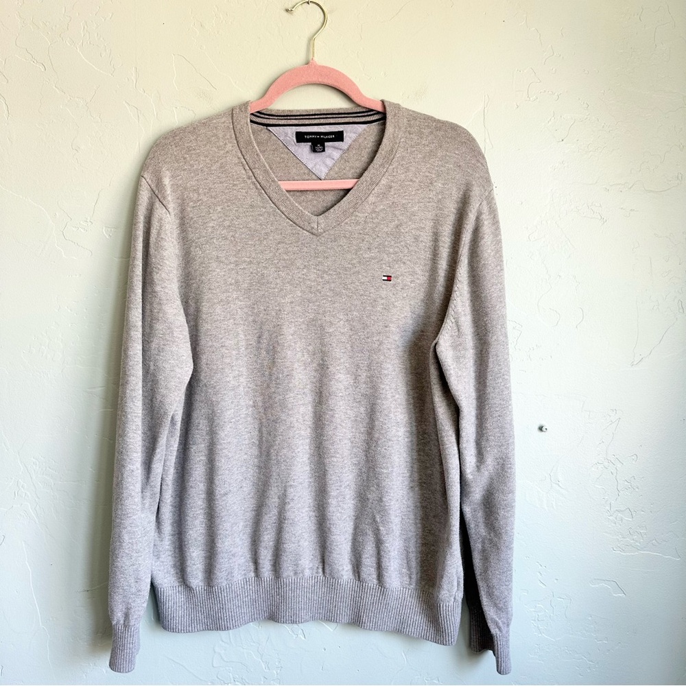 Tommy Hilfiger Women’s Classic V-Neck Sweater Size XL Preppy Business Old Money